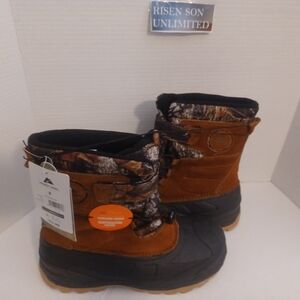 Mossy Oak Camouflage Suede Boots